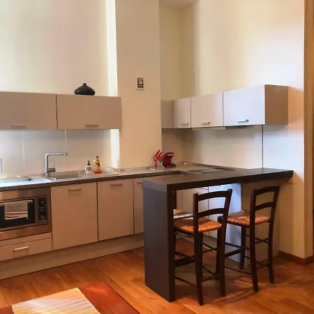 Comfy Peitavas Street