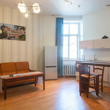 Comfy Peitavas Street *